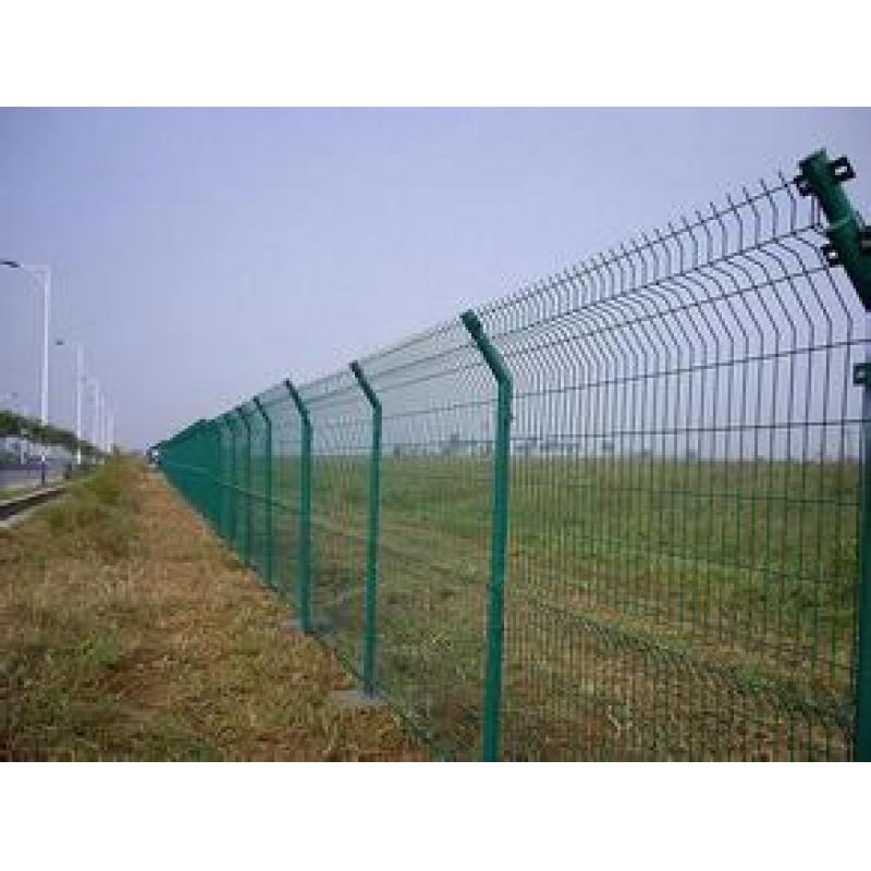 安順廠家直銷高速公路護欄網 山地護欄網 果園護欄 博賽元現貨供應防拋網