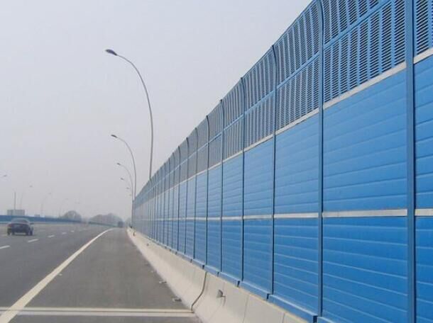貴陽博賽元博賽元高速公路鐵路聲屏障批發(fā) 貴州批發(fā)巖棉環(huán)保防噪音聲屏障 貴州聲屏障價格隔音墻安裝原始圖片3