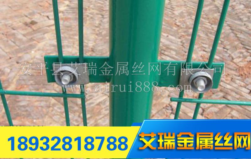 購買光伏場區(qū)鐵絲網(wǎng)——優(yōu)質光伏場區(qū)鐵絲網(wǎng)供應商
