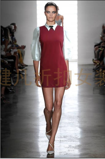 紅咖色品牌女裝一線品牌重工加盟服裝批發安全可靠 