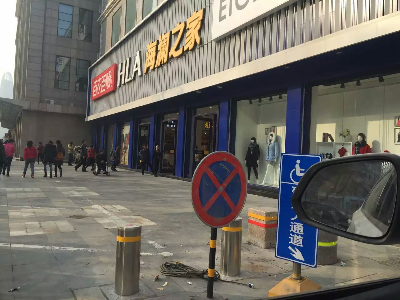 成都升降路樁廠家，全自動升降路樁多少錢？