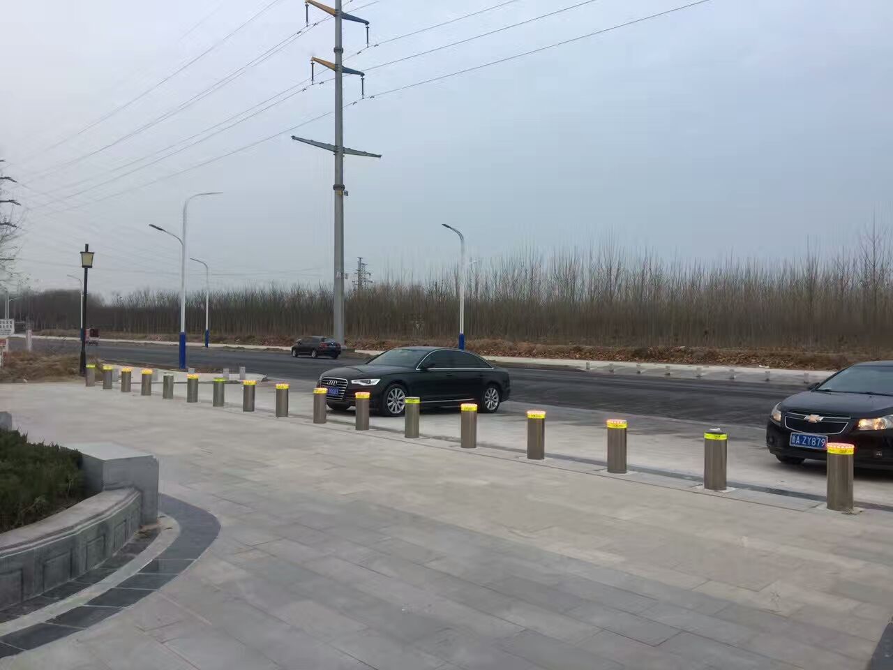 不銹鋼升降路樁，自動(dòng)升降路樁廠家，升降路樁品牌