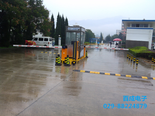 小區(qū)地下停車庫如何減少堵塞情況