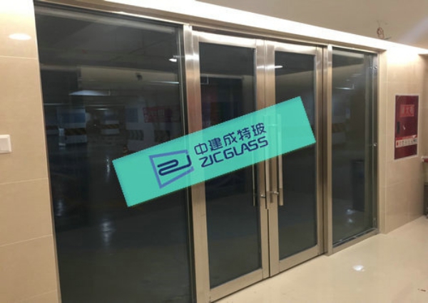 盐城单片防火玻璃门价格