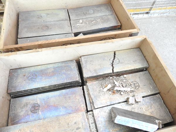 廠家供應0#銻錠,批發(fā)99.90%銻錠,銻合金材料,電池生產專用銻