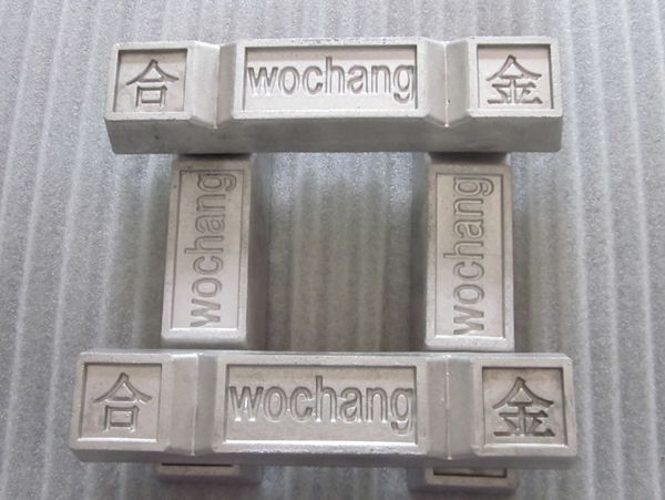 批發(fā)138度錫鉍合金條,易熔合金,錫鉍合金棒,顆粒,蠟?zāi)盒陀缅a鉍合金原始圖片2