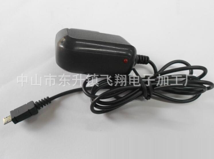廠(chǎng)家直銷(xiāo),5V500MA安卓手機(jī)充電器原始圖片3