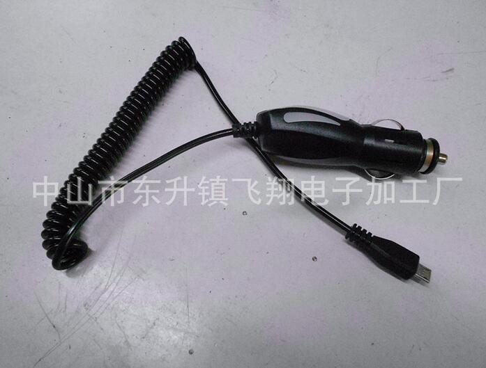 廠家直銷 三燈車充,5V500數(shù)碼充電器原始圖片2