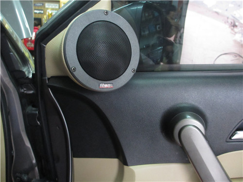 溫州汽車音響功放機(jī)【推薦德勝】