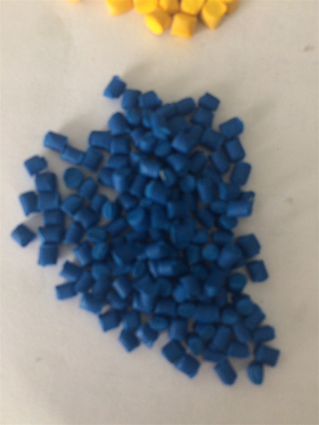 供應(yīng)濟(jì)南大華塑料著色母料  色母料 紅色母料 黃色母料 藍(lán)色母料 綠色母料原始圖片3