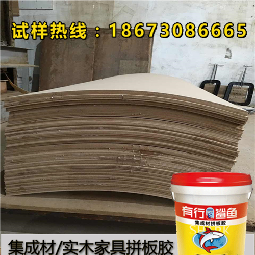 6.找實木拼板膠，先做拼板膠水煮測試，耐水煮才是硬道理