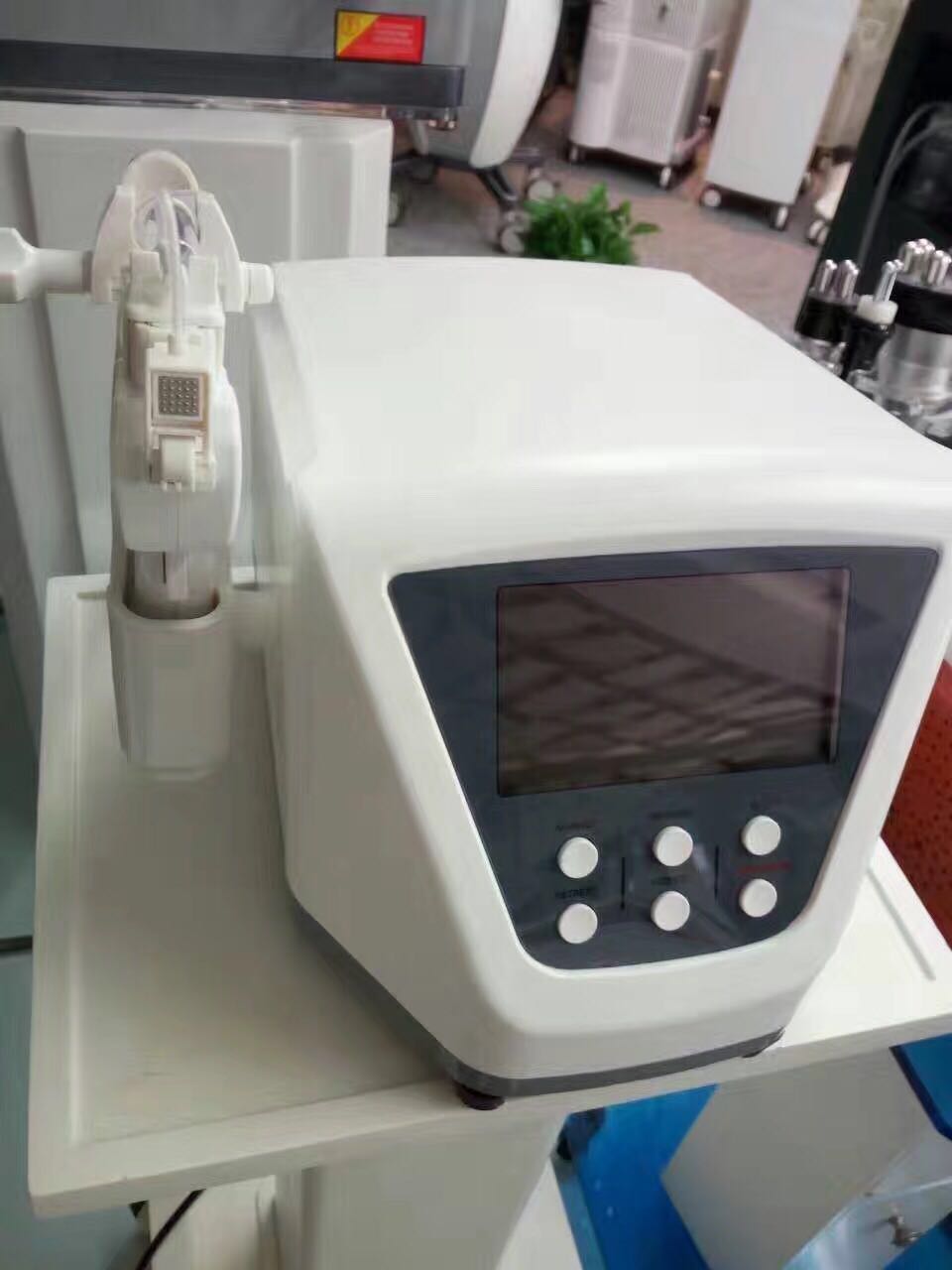 釩鈦無針微晶水光補水抗皺抗衰祛皺美白嫩膚儀器 尊富國際原始圖片3