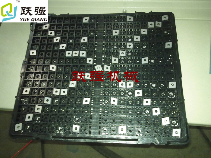 YQ-1010A手動轉(zhuǎn)盤式噴砂機(jī)