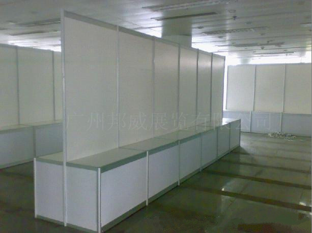 找展覽搭建就找邦威專業(yè)提供的展覽照明燈快捷式射燈