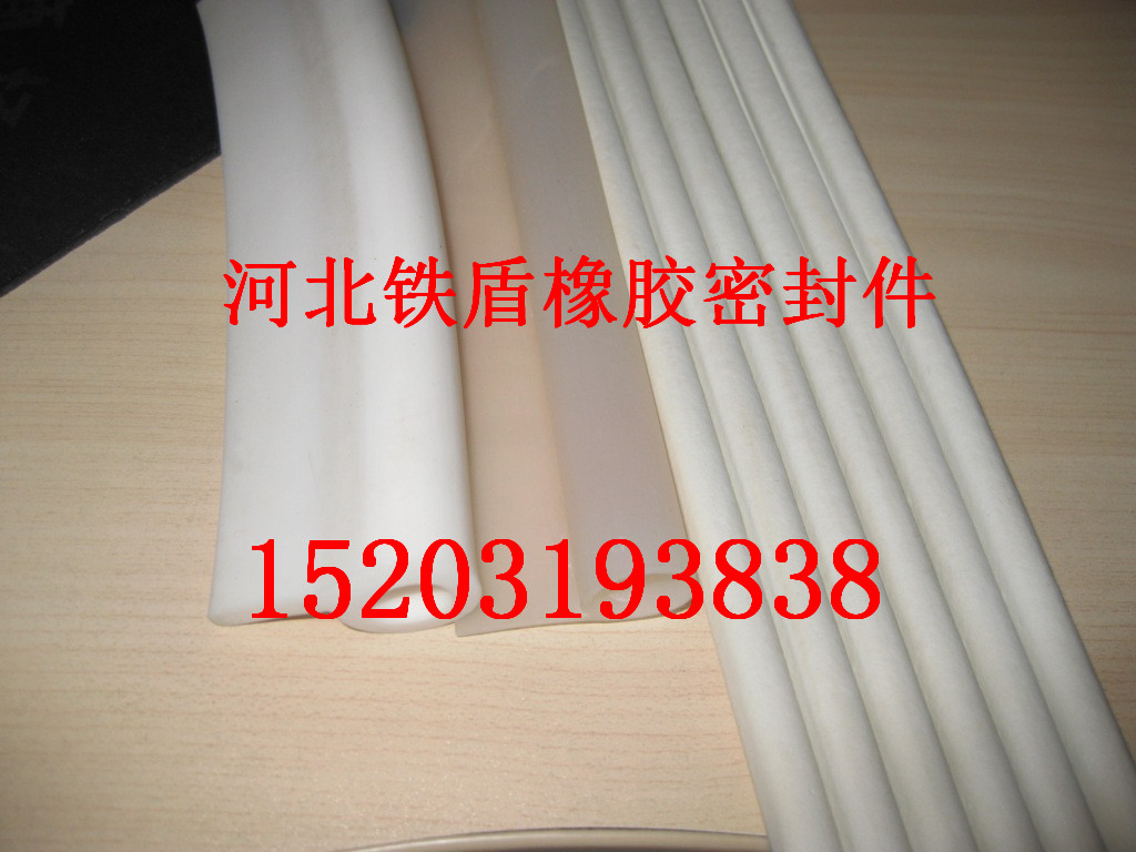 高檔pu門窗密封條  耐溫包覆式密封條 