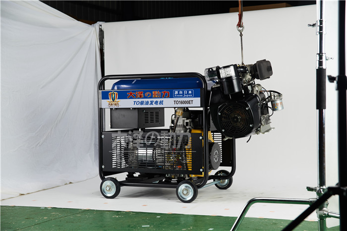 大澤原裝12千瓦柴油發(fā)電機(jī)原始圖片3