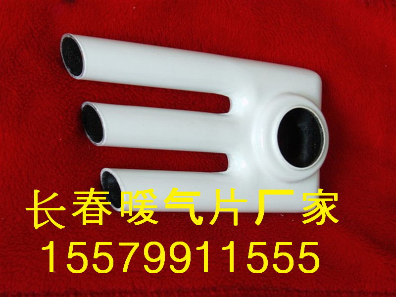 工廠直營(yíng)長(zhǎng)春銅鋁復(fù)合柱翼型散熱器
