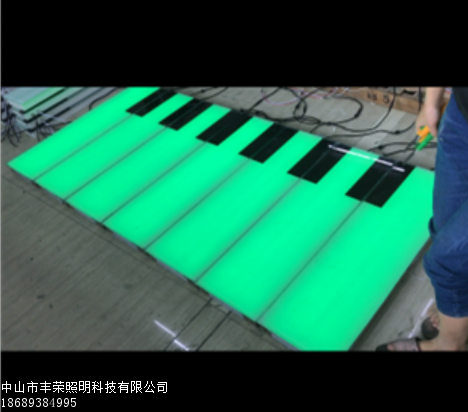 {gx}節(jié)能感應(yīng)鋼琴地磚燈當(dāng)選豐榮照明——廠家直銷的地磚燈