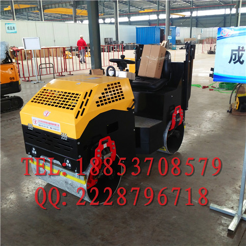 弗斯特1噸壓路機(jī)參數(shù) 全液壓壓路機(jī)使用進(jìn)口的各種高級(jí)配置原始圖片3