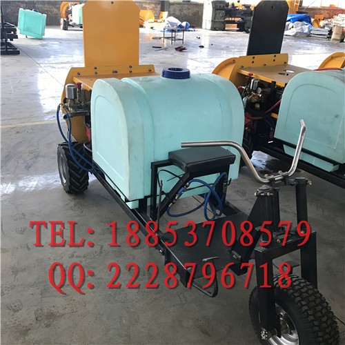 弗斯特新型果樹打藥機(jī)新型{gx}讓您滿意的自走式果樹打藥機(jī)