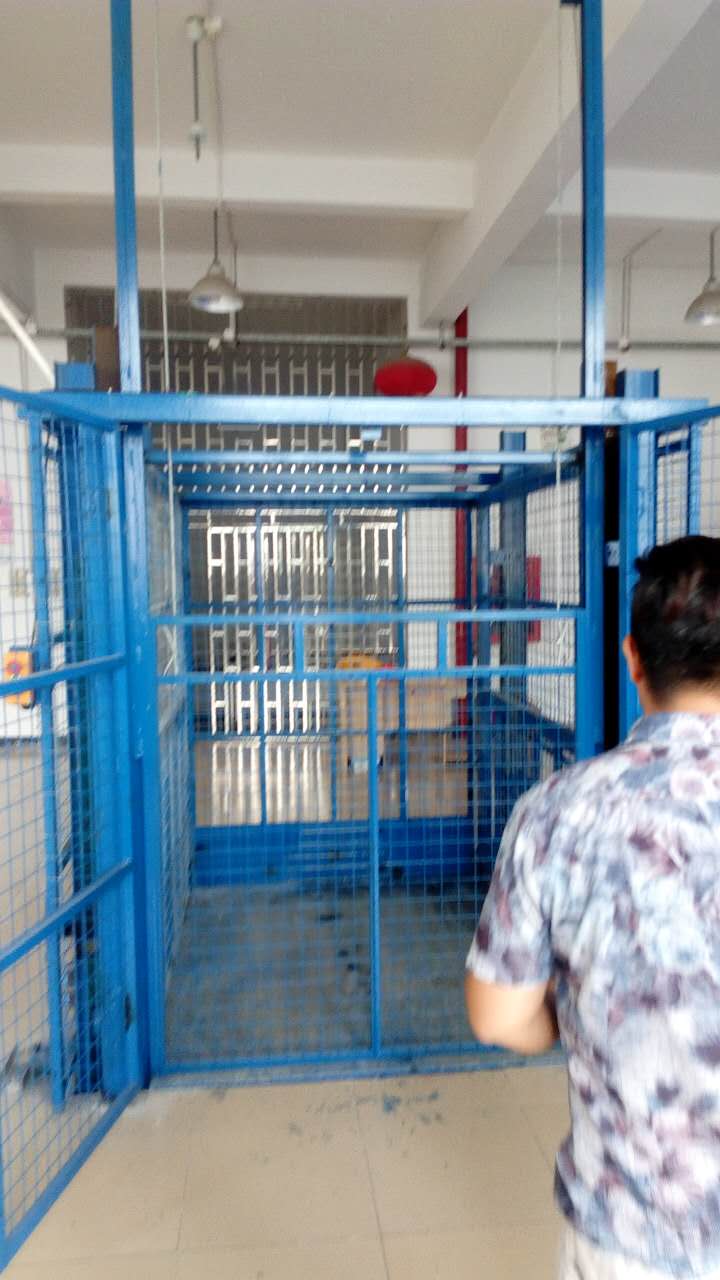 油缸鏈條式升降機(jī)