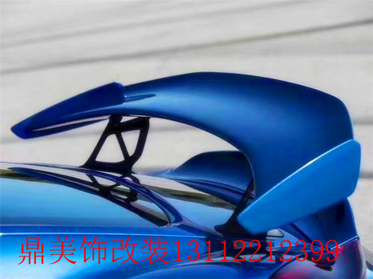 保時捷卡曼 Cayman 981.1 GT4 Style 改裝碳纖維尾翼 后頂翼原始圖片3