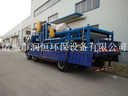 三網(wǎng)帶式污泥壓濾機(jī) 諸城潤(rùn)恒 三網(wǎng)壓榨 脫水效率高原始圖片2