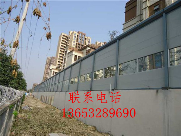 高速公路聲屏障隔音墻生產(chǎn)廠家