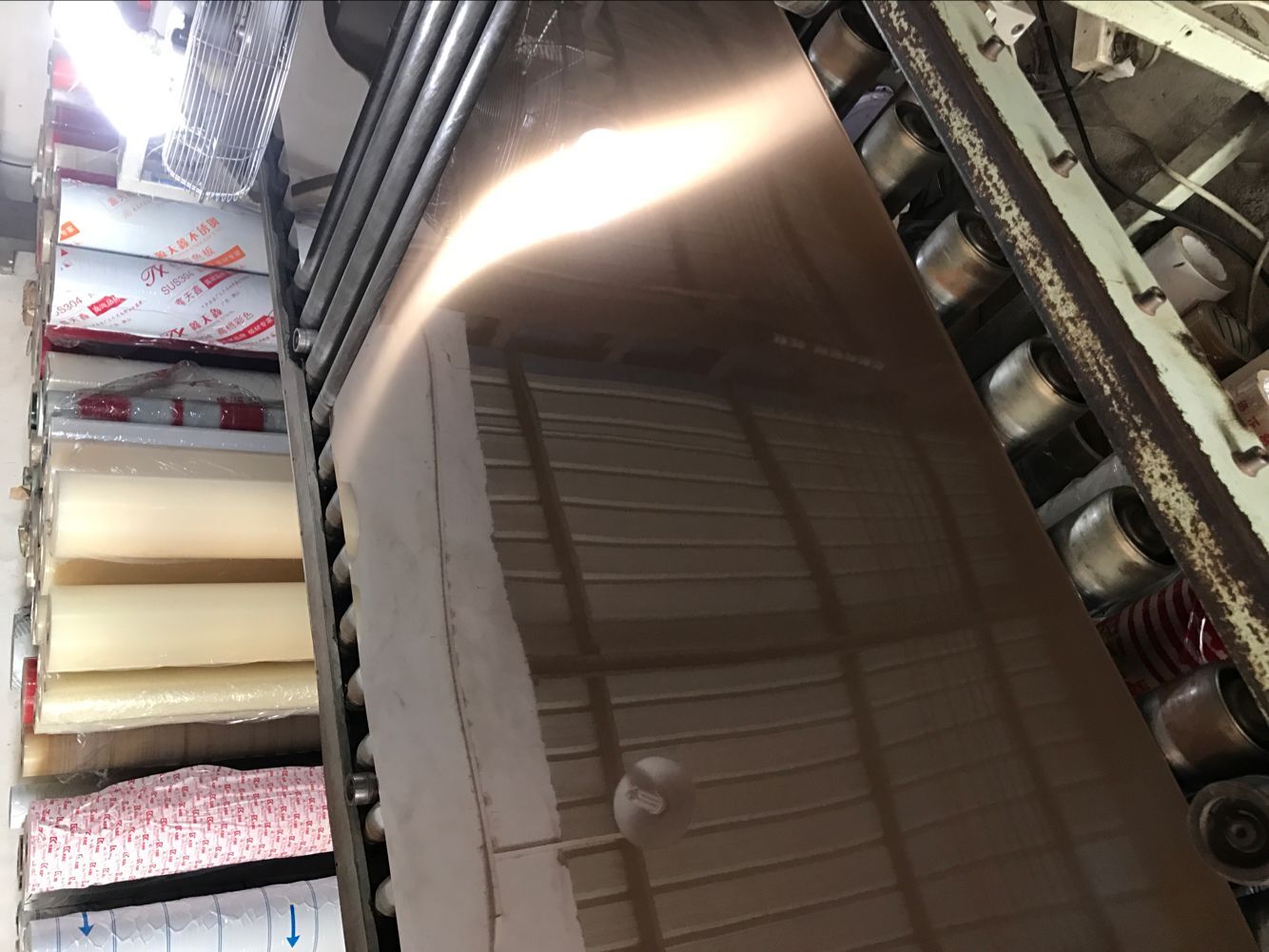 广告招牌用彩色不锈钢拉丝板价格