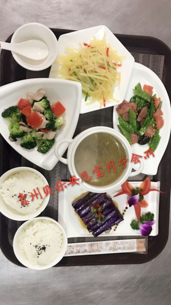贵阳产后修复中心-专用停车场-安恩宝月子中心