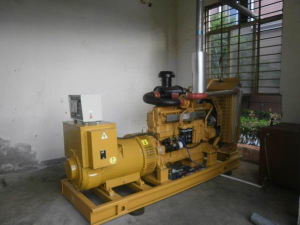 30KW柴油發(fā)電機(jī)組 大小型玉柴1000千瓦柴油發(fā)電機(jī) 三相電啟動(dòng)發(fā)電機(jī)電話18596683330