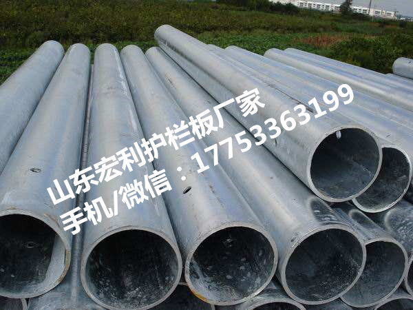 高速公路護(hù)欄板圓立柱廠家