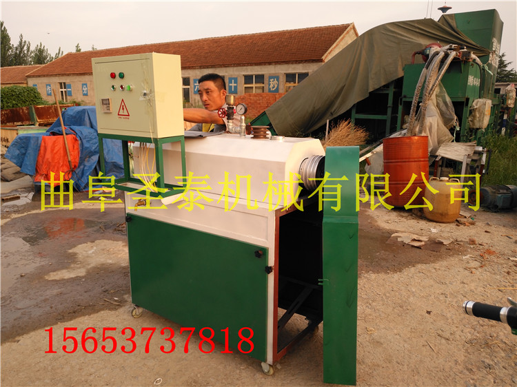 小型玉米秸稈青儲(chǔ)機(jī)價(jià)格是多少DB