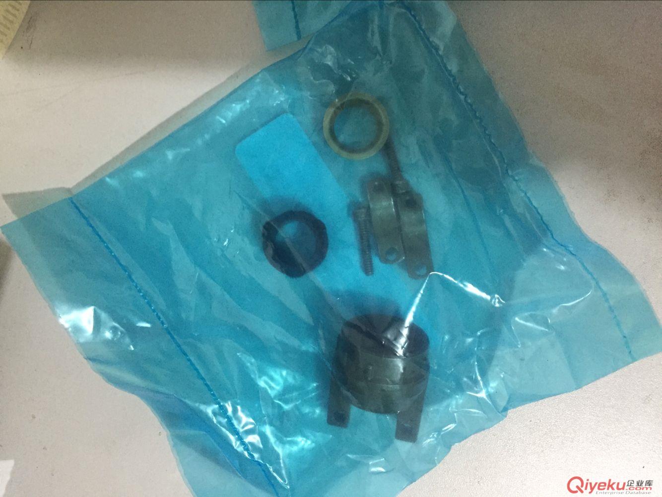 AMPHENOL連接器代理PL18V-300-70