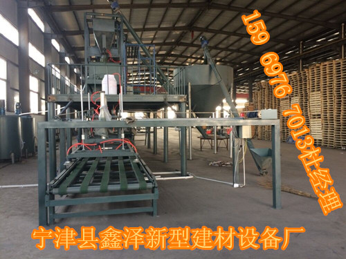 fs外建筑復(fù)合免拆一體板設(shè)備-寧津鑫澤建材設(shè)備