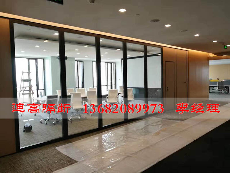天津濱海新區折疊活動隔斷廠家直銷原始圖片2