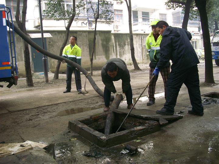 蘇州高新區楓橋鎮工廠抽糞_管道清洗誰負責？哪家抽糞公司好 