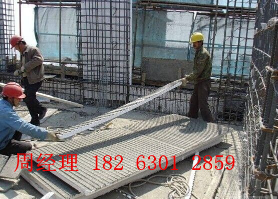 新型fs復合免拆建筑外模板設備 
