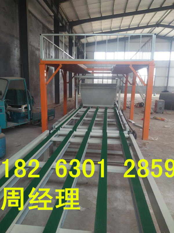 新型FS外模板成型機(jī)設(shè)備