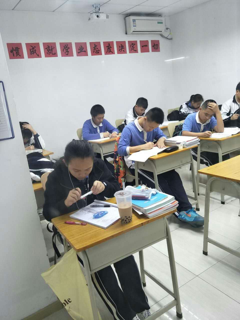 西鄉(xiāng)思學佳數(shù)學輔導 個性化課外輔導專家