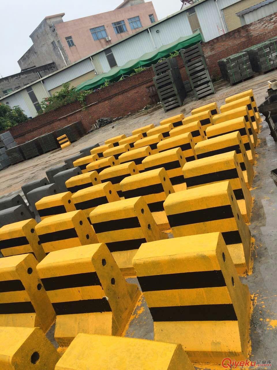 gd發光水泥墩路億建材廠制造駕校專用