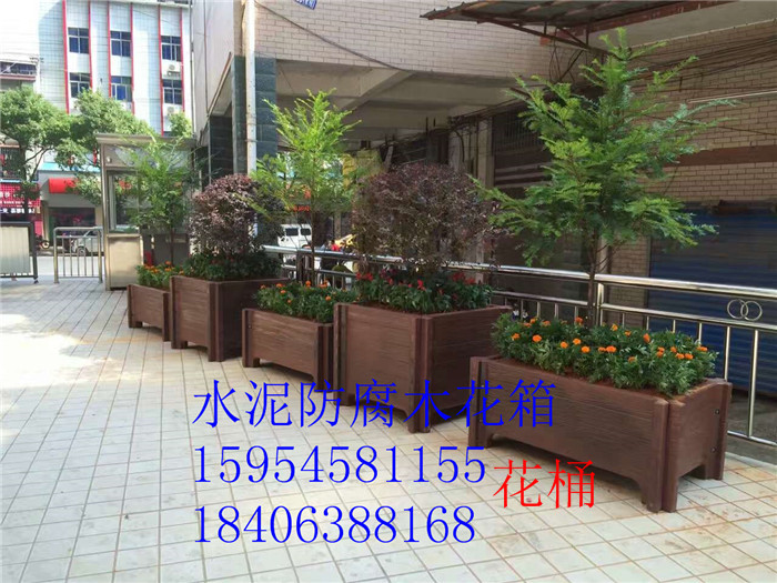 包頭水泥仿木花箱供應商_恒宇森水泥制品優(yōu)質服務