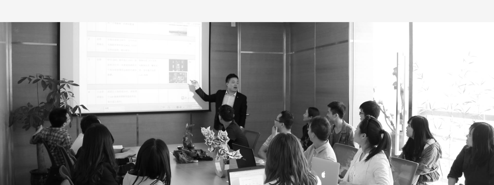 深圳網站設計制作|深圳個人網站建設|深圳市聯興互動科技